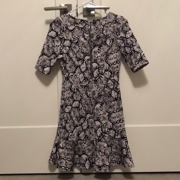 EXPRESS DRESS - Picture 2 of 2